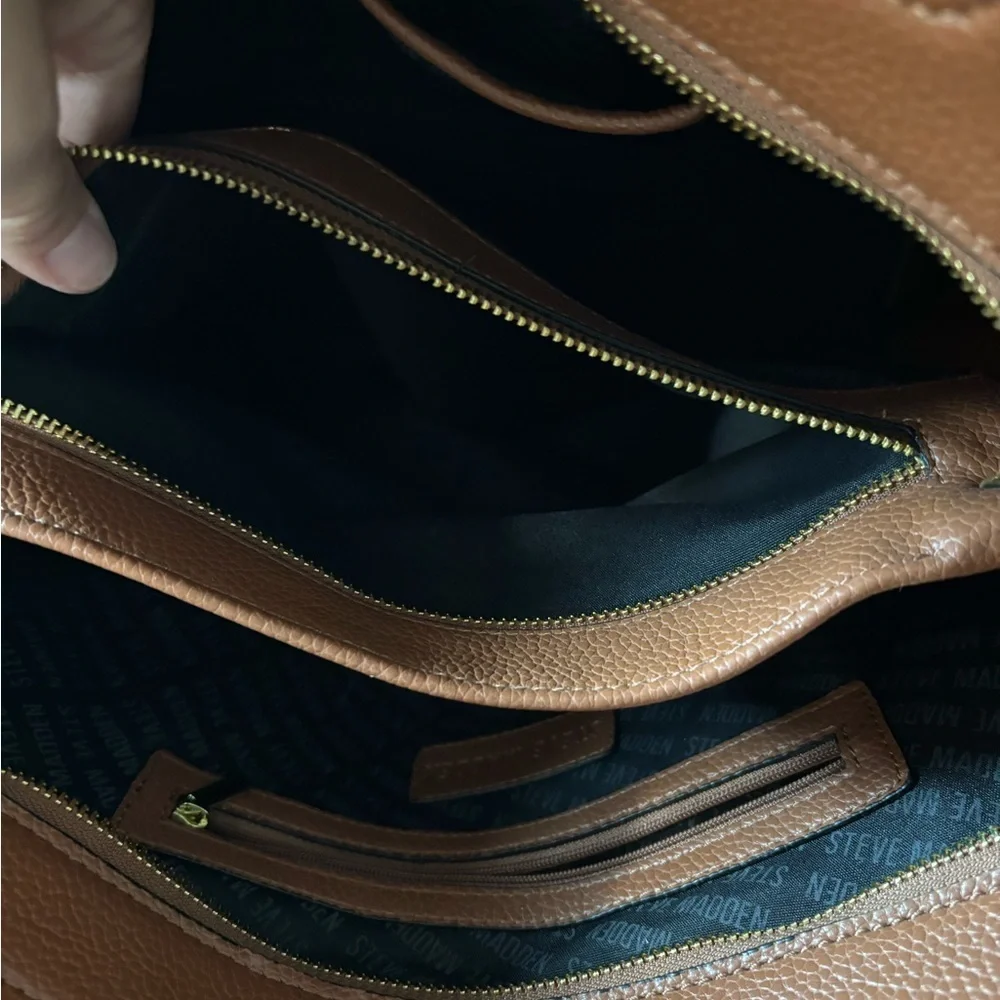 Steve Madden Tan Pebbled Faux Leather Large Satchel Tote with Gold Zippers Trave